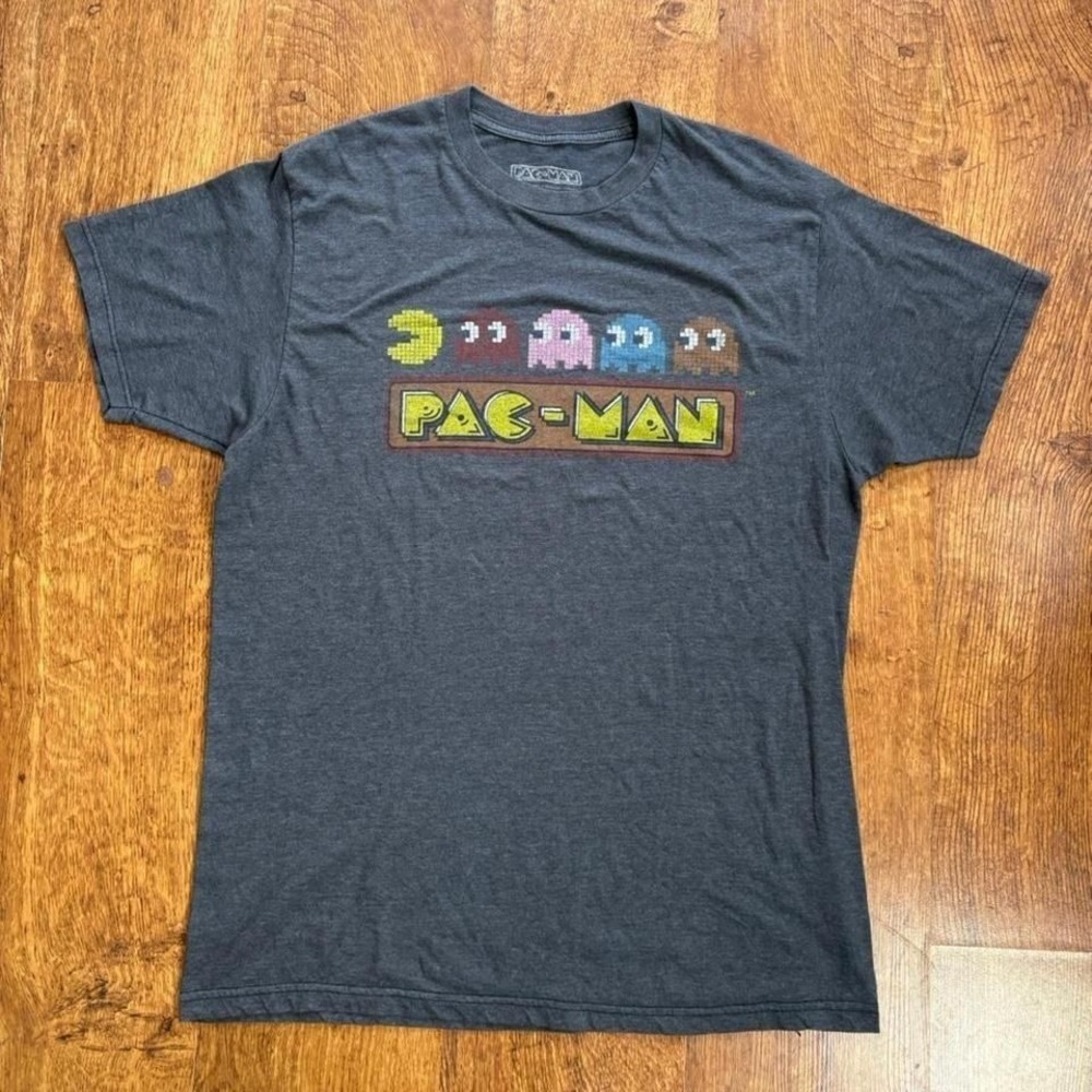 Faded Pac-Man grey/blue graphic tee. item 488